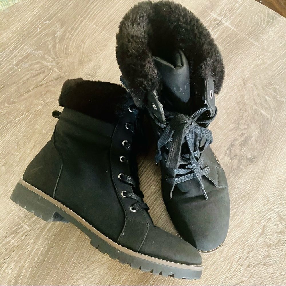 Nautica Womens Sandon Fur boots. Black sz 8.5